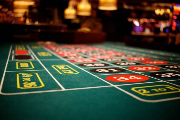 bennett mobile app installation on Android showing live casino interface with Dragon Tiger table